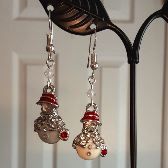 Hand Crafted Snowman Earrings White Red Christmas Winter Holiday Pierced - Picture 1 of 2